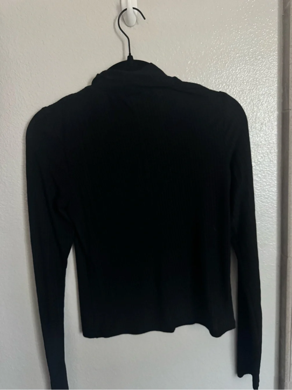 ALO Yoga Ribbed Sea Coast Mockneck Long Sleeve - Black Size  Small